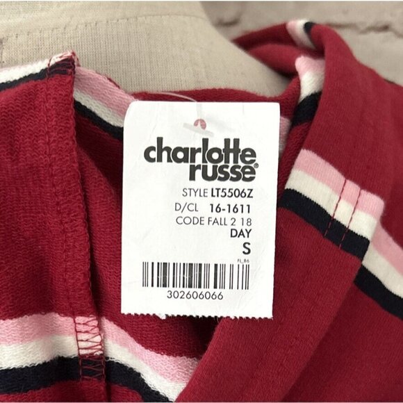NEW Charlotte Russe Women's Small Cropped Hoodie Pullover Knit Red Striped - Picture 4 of 4